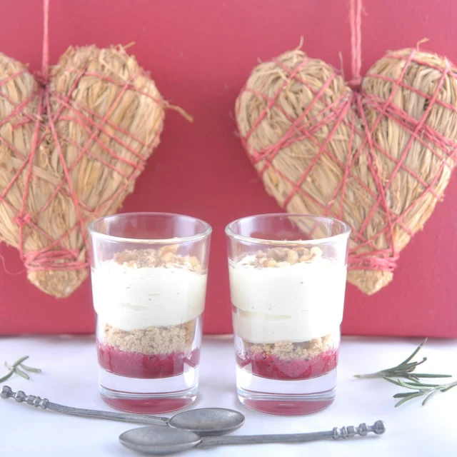 Improve your Valentine’s Day aperitif with delicious salted glasses ! 💕 Let’s discover our new salted verrines : French touch , Indian spices and Mexican delights ! 😍

Discover our verrines on our website.

➡️rolph-rolph.com

Agrémentez votre apéritif de la Saint Valentin  avec de délicieuses verrines salées ! Découvrez nos nouvelles verrines sur notre site : 

➡️rolph-rolph.com

#rolphrolph #foodnjoy #foodandjoy #delicious #belgianhandmadequality #littlecup #verrine #traiteur #restaurant  #mouscronmaville #organisationdevenements #salondereception #receptionlounge #aperitifdinatoire #cocktail #gourmandise #walkingdinner #finefood  #pretamanger #aemporter #restauration #eventplanning #bistronomie #gastronomie #finedinning  #verrinessalees